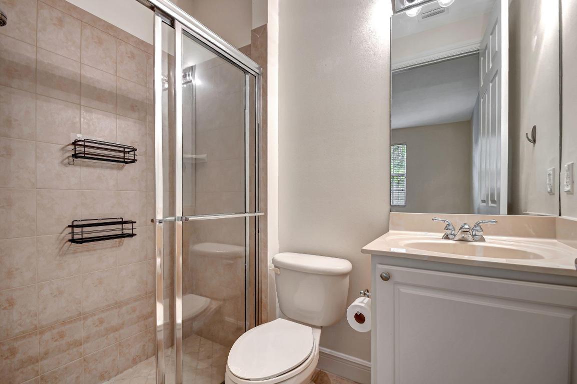 2502 N Dixie Highway 40