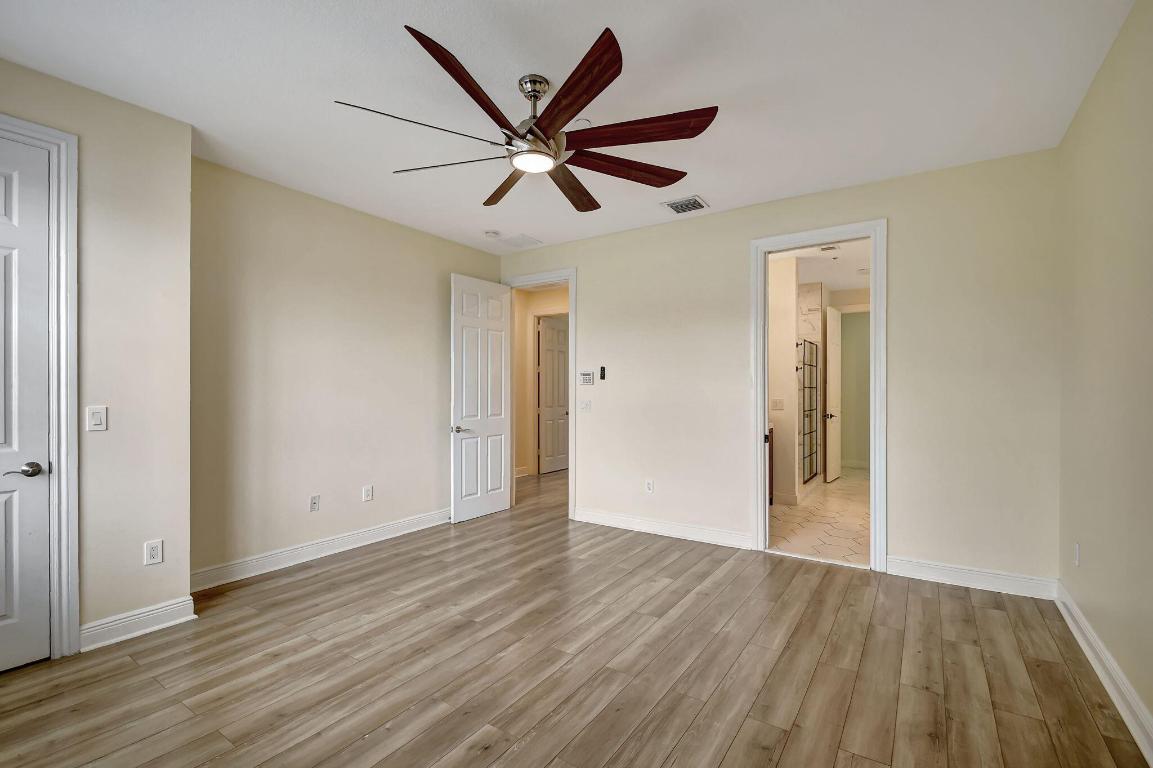 2502 N Dixie Highway 40