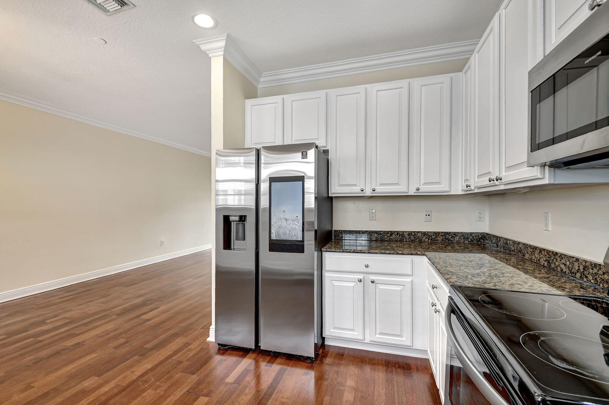 2502 N Dixie Highway 40