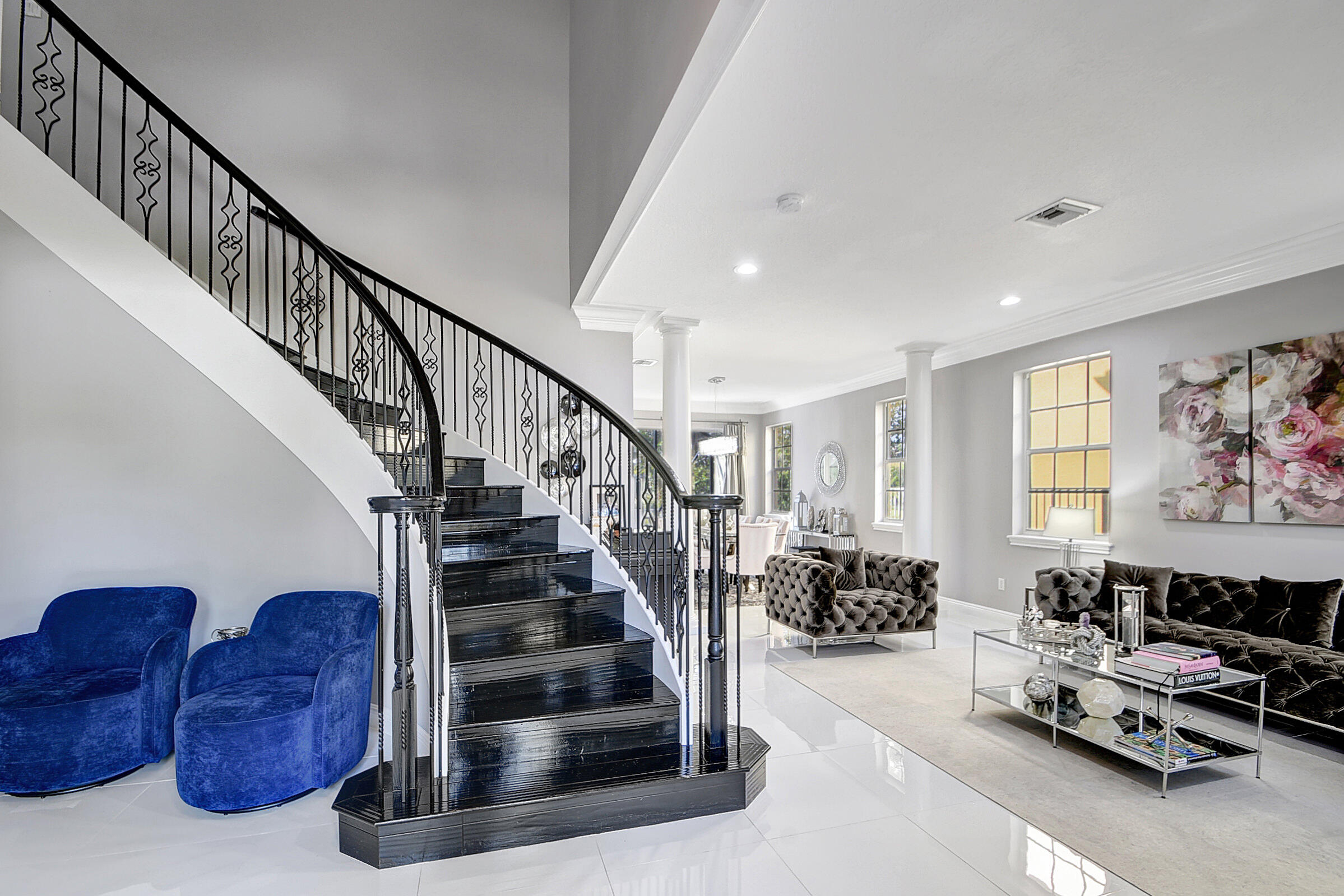 2254 Ridgewood Court