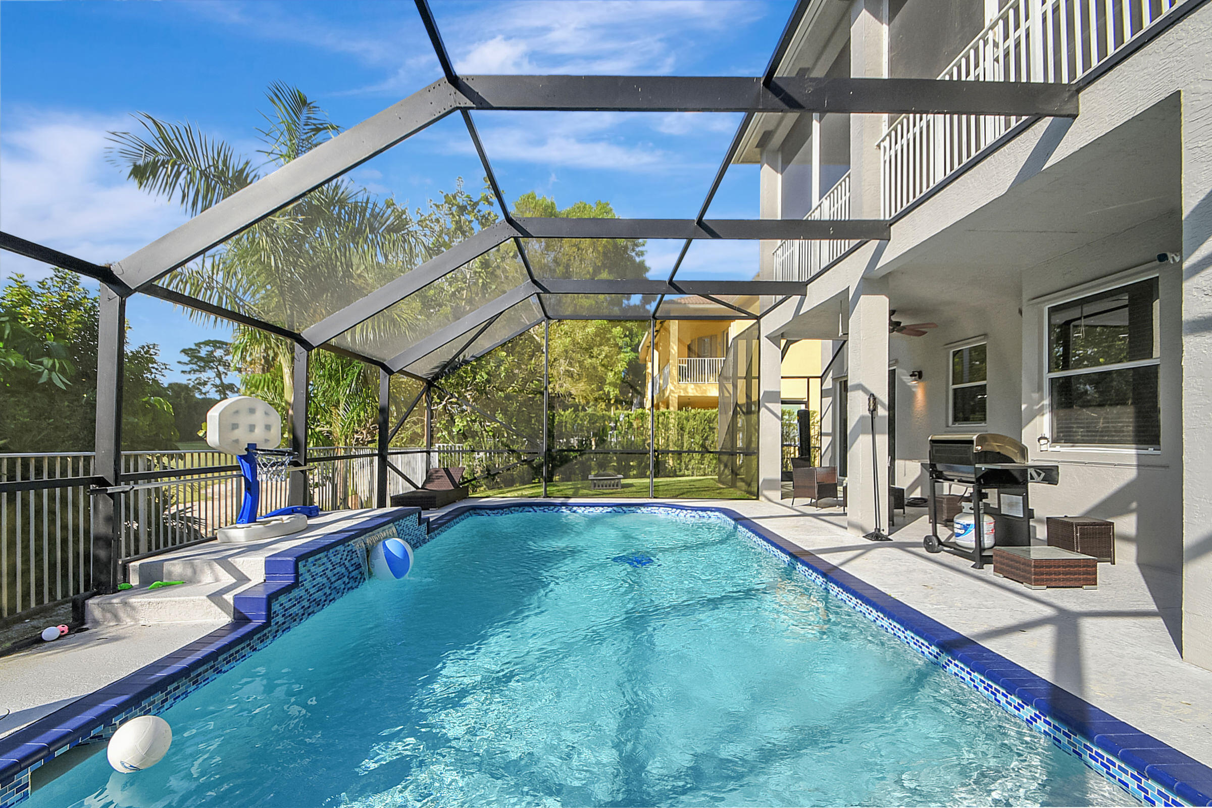 2254 Ridgewood Court