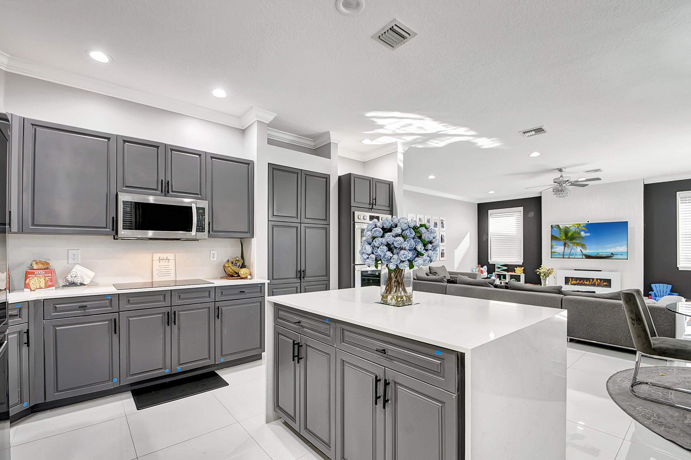 2254 Ridgewood Court