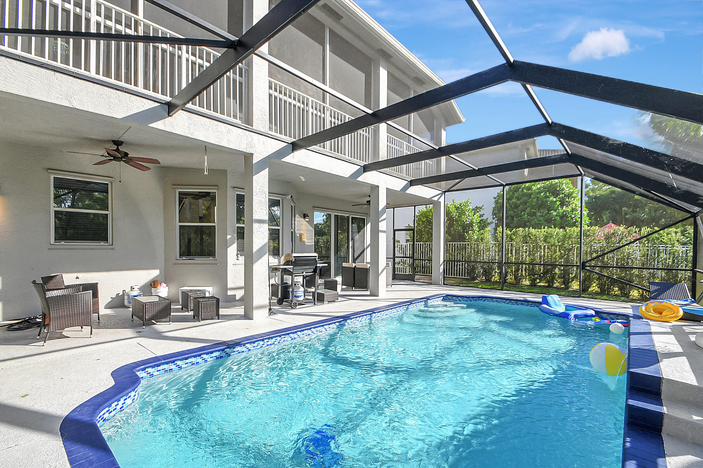 2254 Ridgewood Court