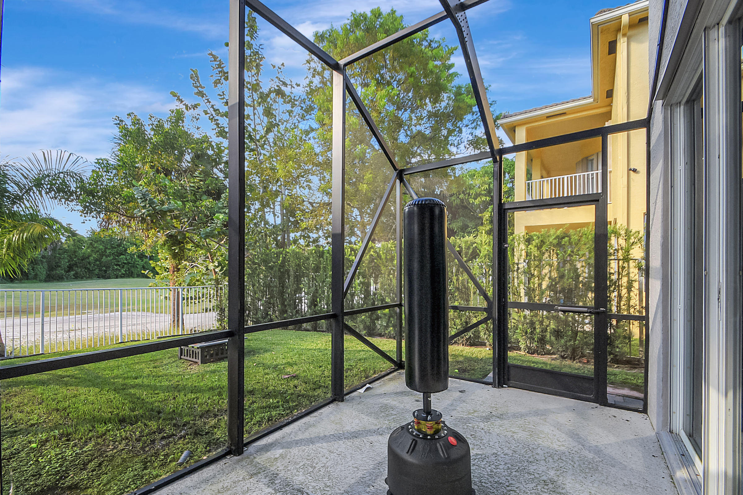 2254 Ridgewood Court