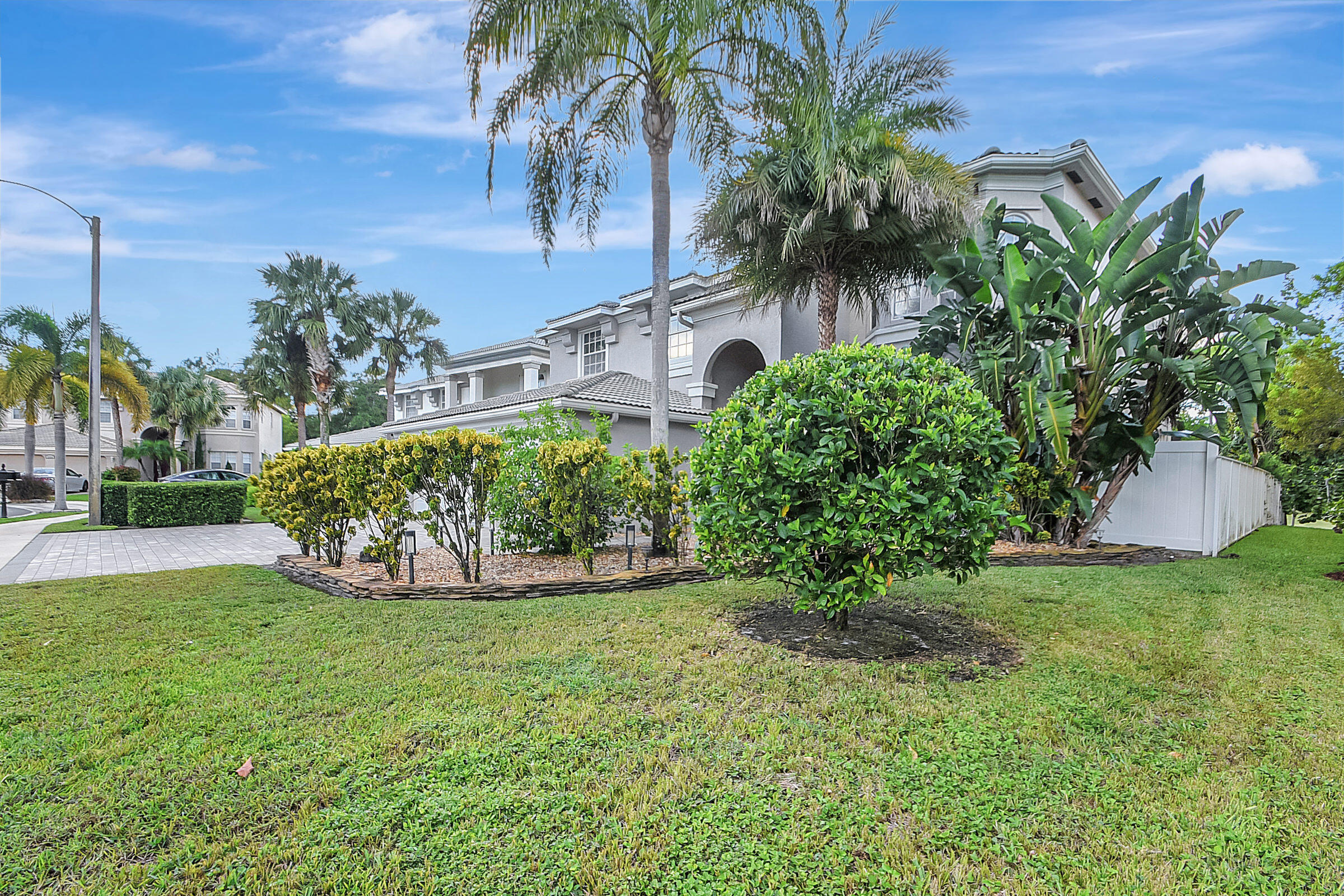 2254 Ridgewood Court