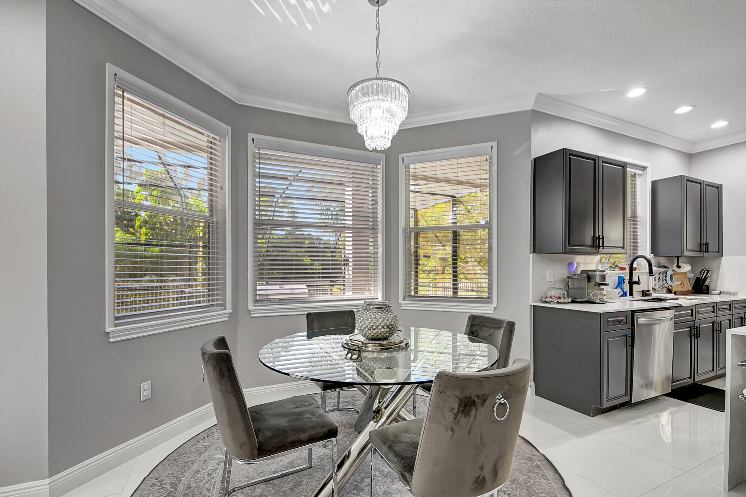 2254 Ridgewood Court