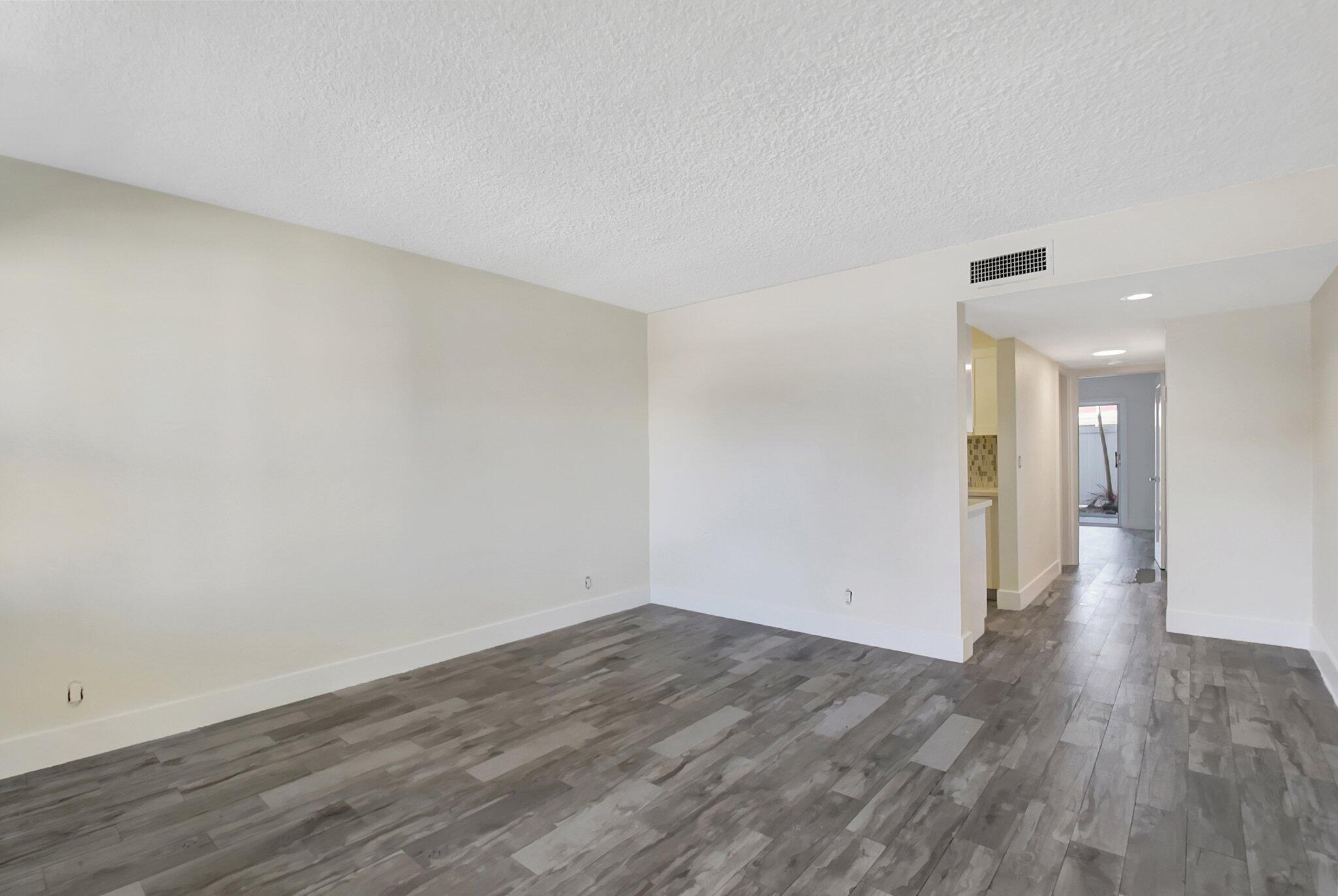 3915 S Flagler Drive 118