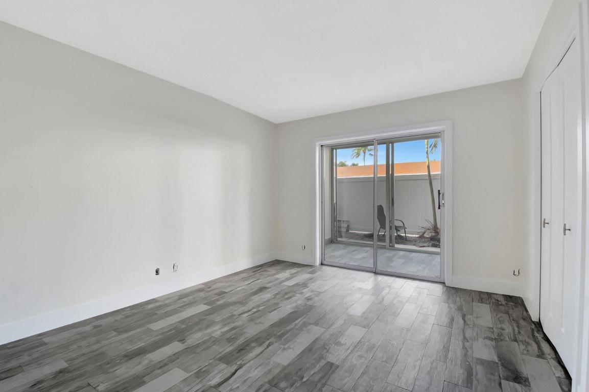 3915 S Flagler Drive 118