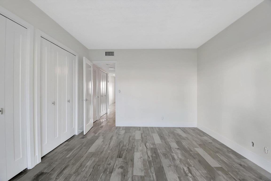 3915 S Flagler Drive 118