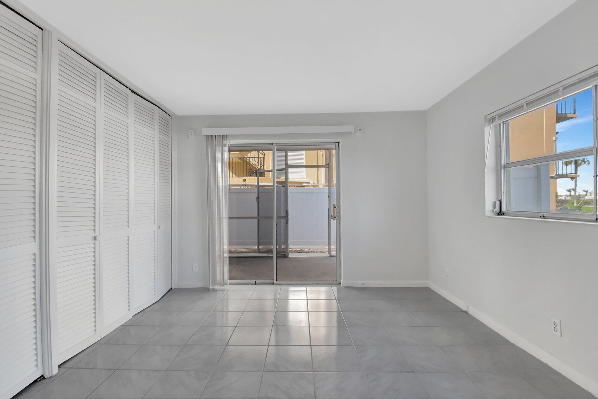 3915 S Flagler Drive 101