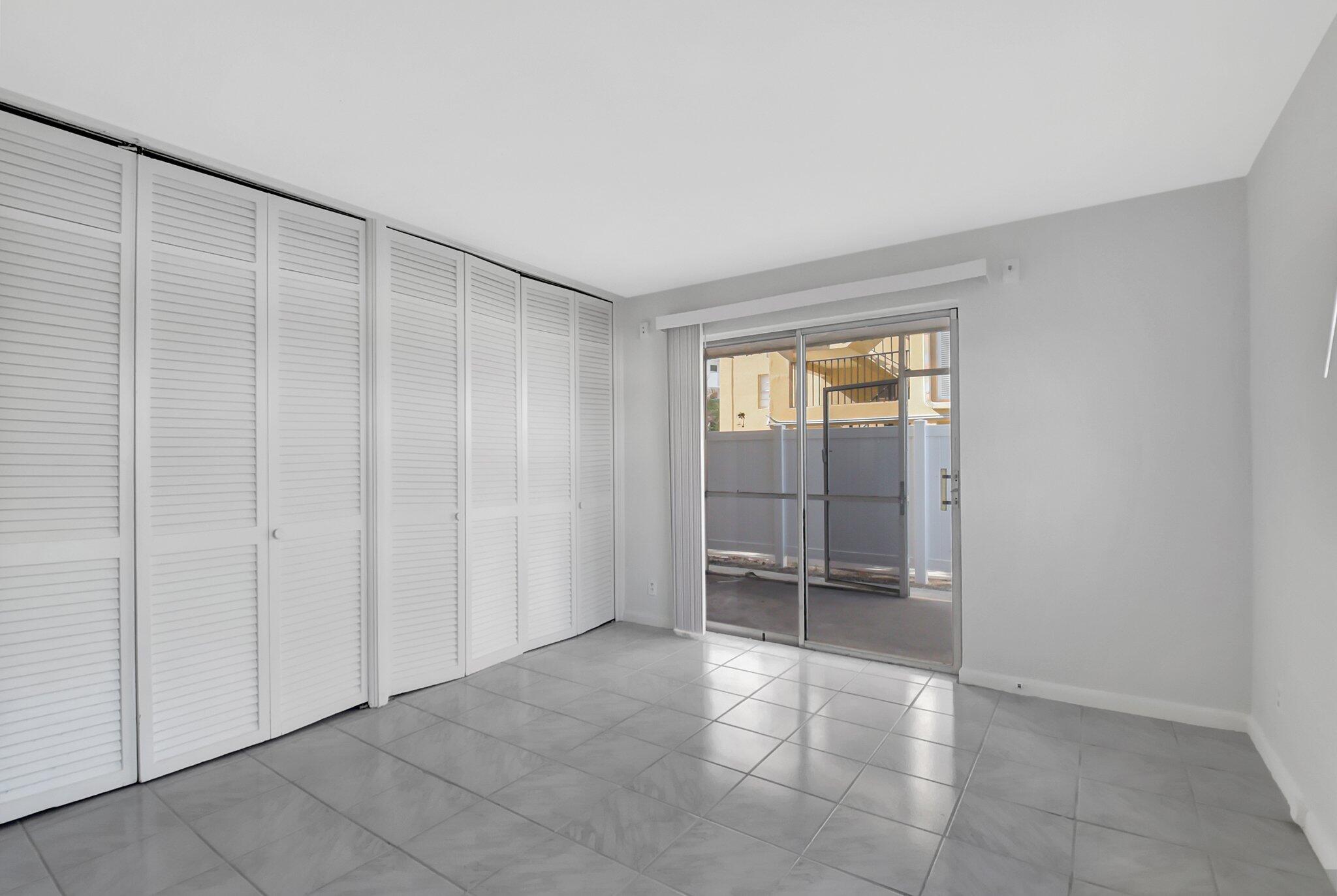 3915 S Flagler Drive 101