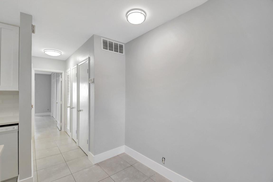 3915 S Flagler Drive 120