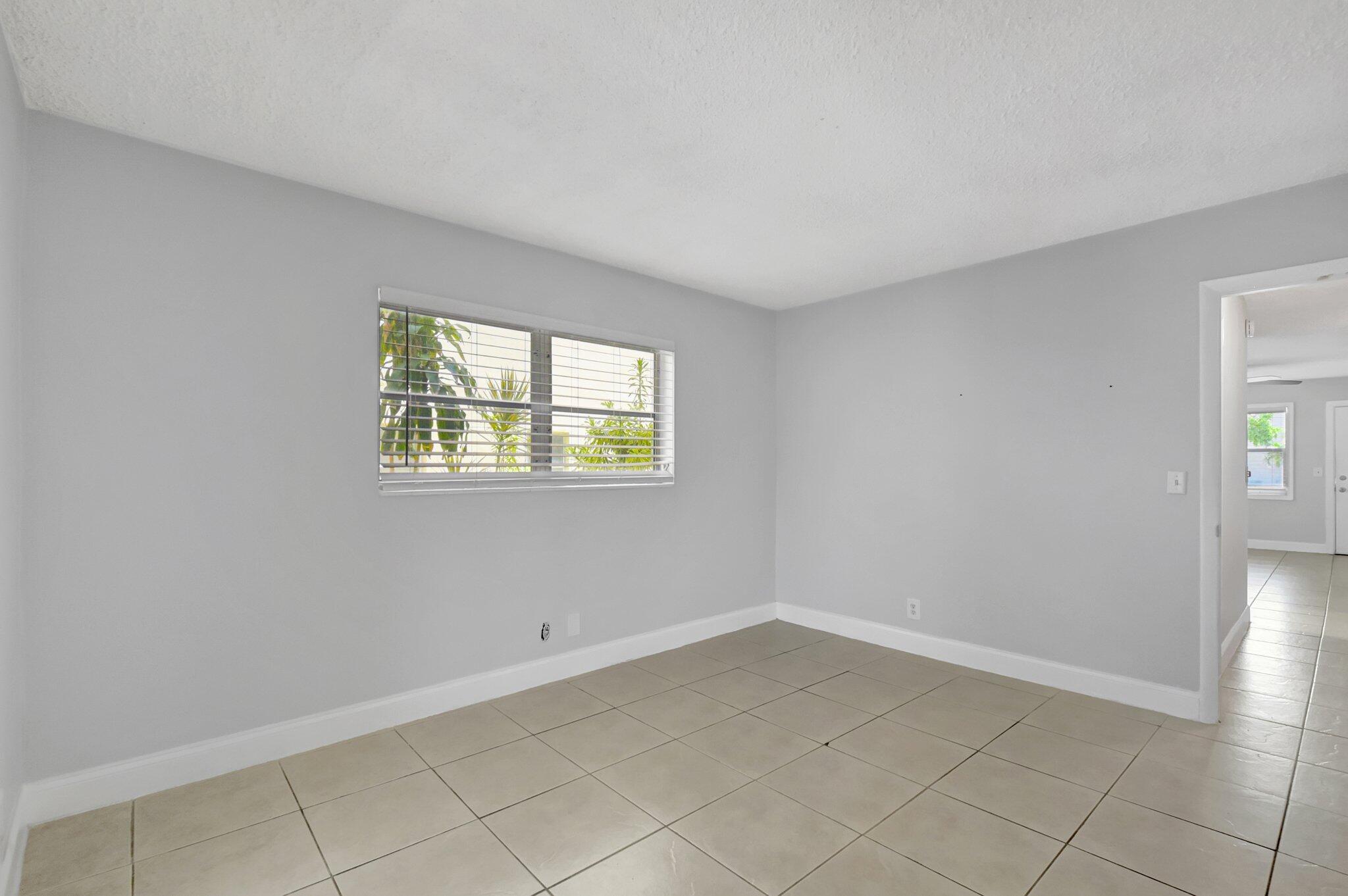 3915 S Flagler Drive 112