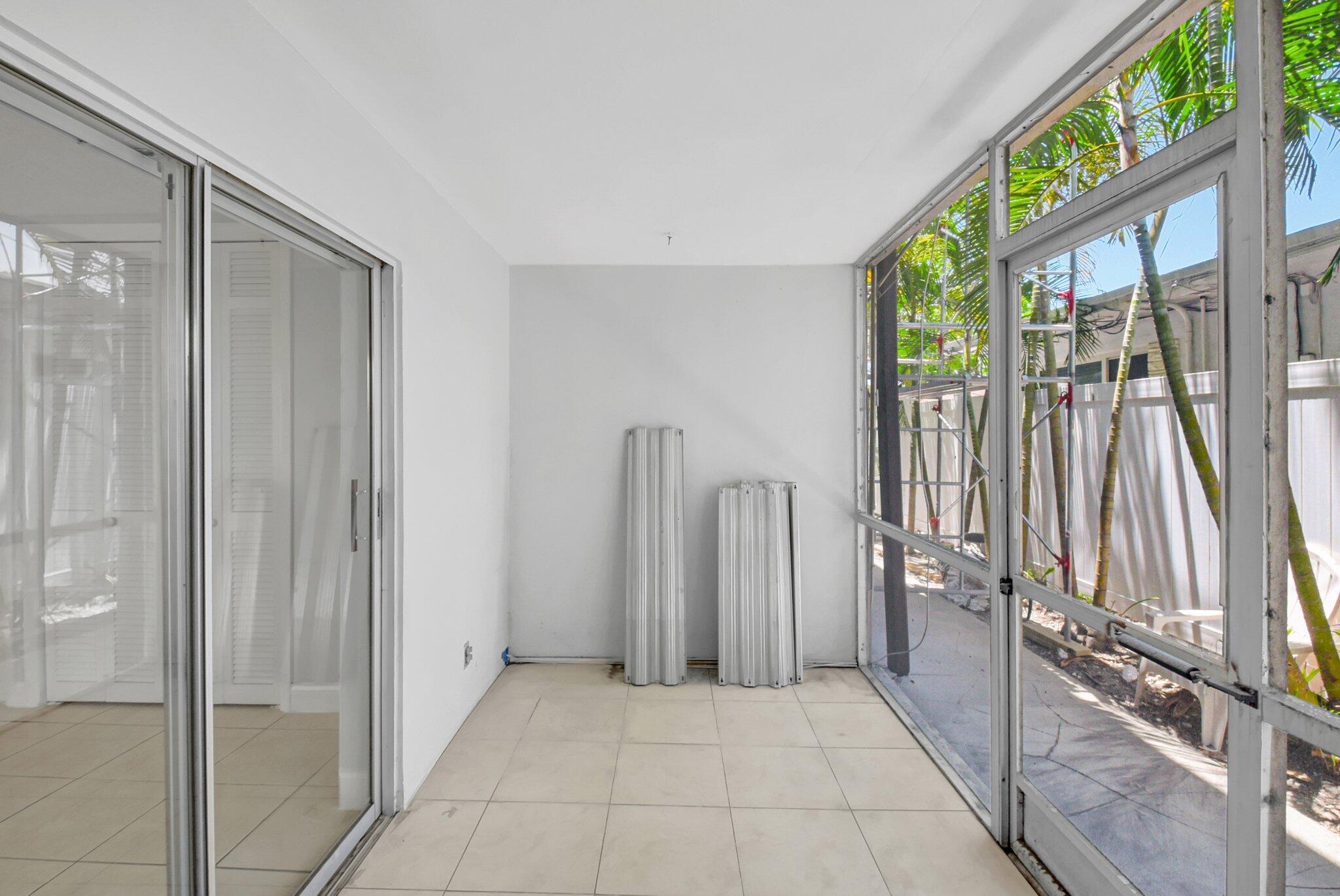 3915 S Flagler Drive 112