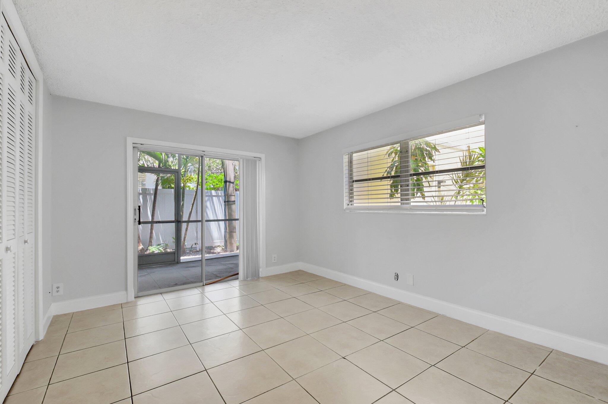 3915 S Flagler Drive 112