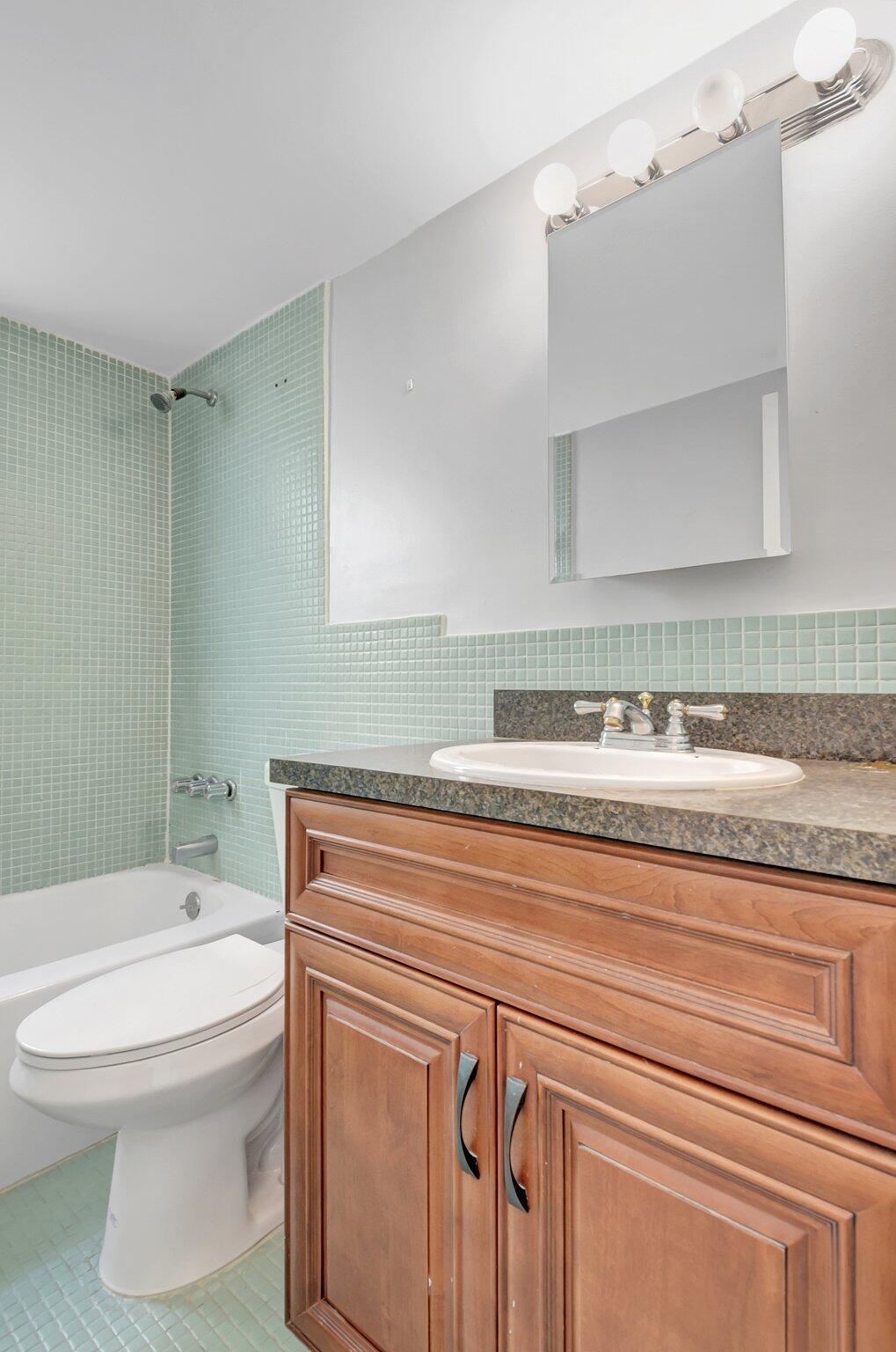 3915 S Flagler Drive 112