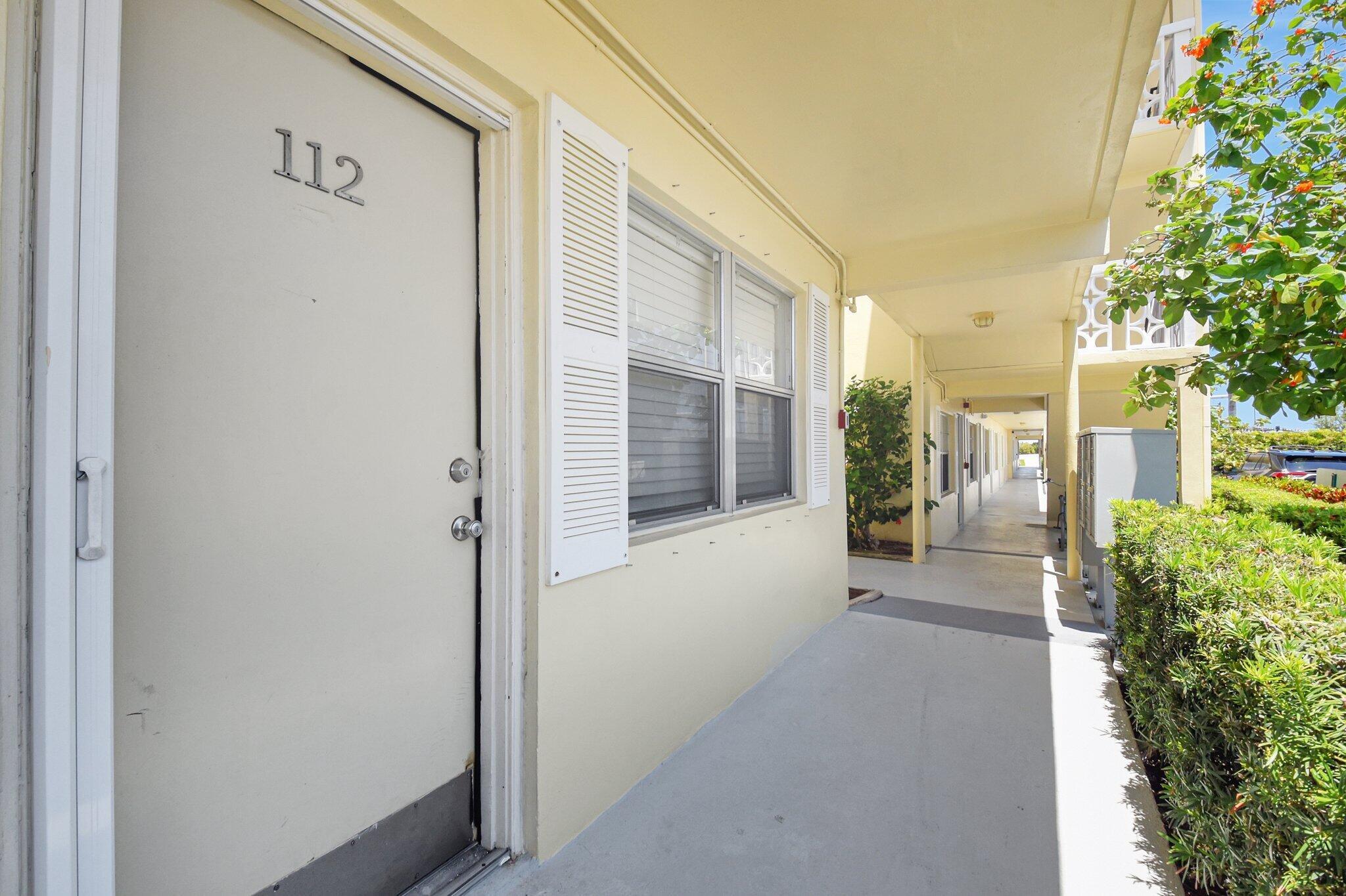 3915 S Flagler Drive 112