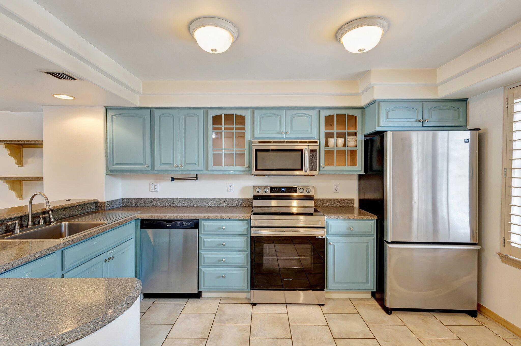 3915 S Flagler Drive 205