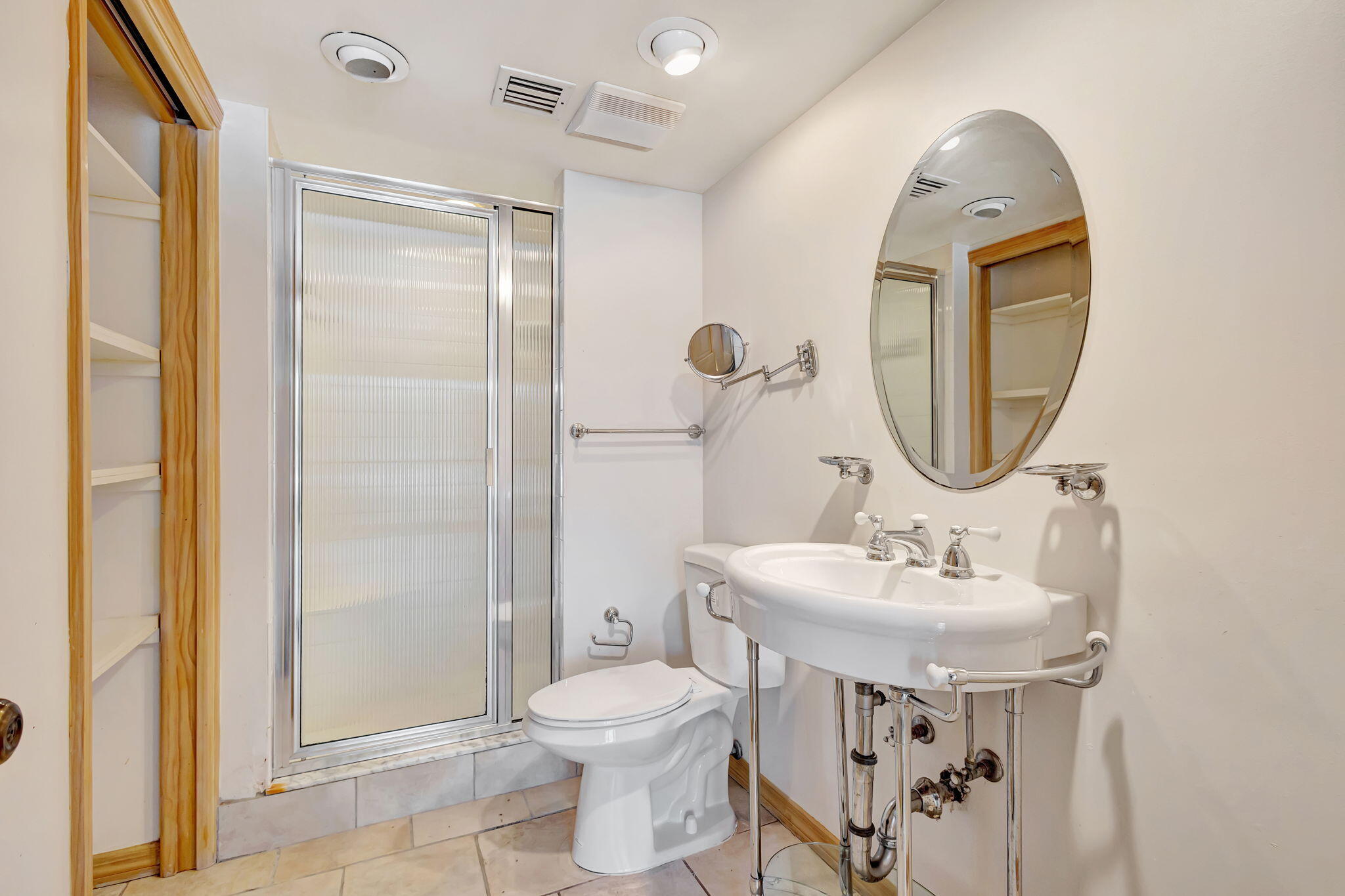 3915 S Flagler Drive 205