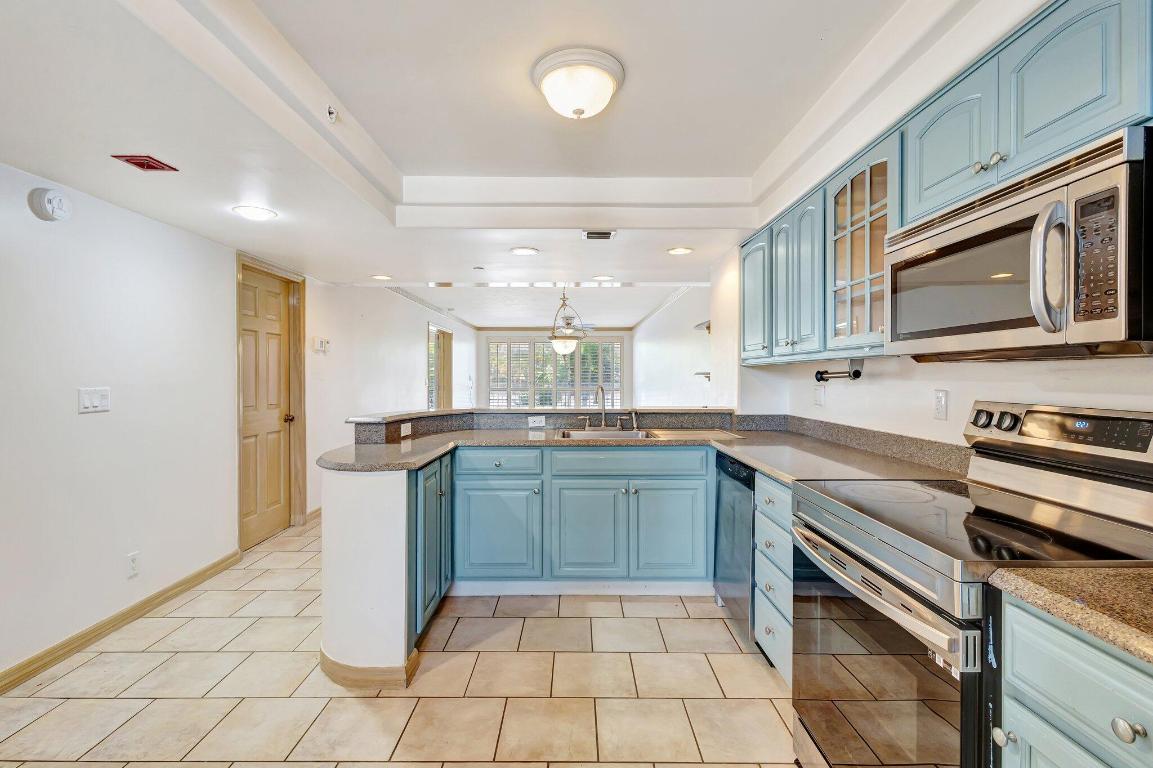 3915 S Flagler Drive 205