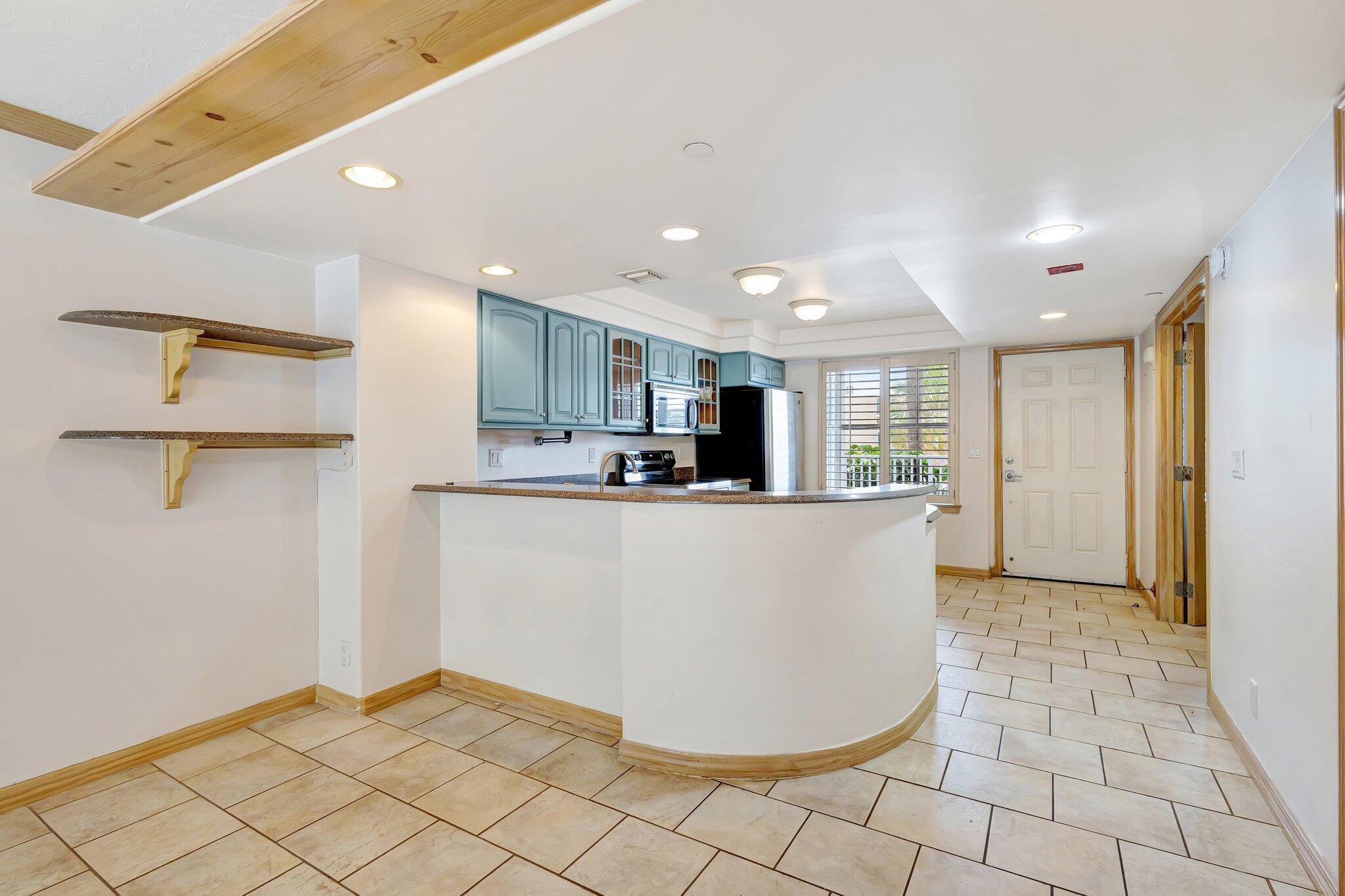 3915 S Flagler Drive 205