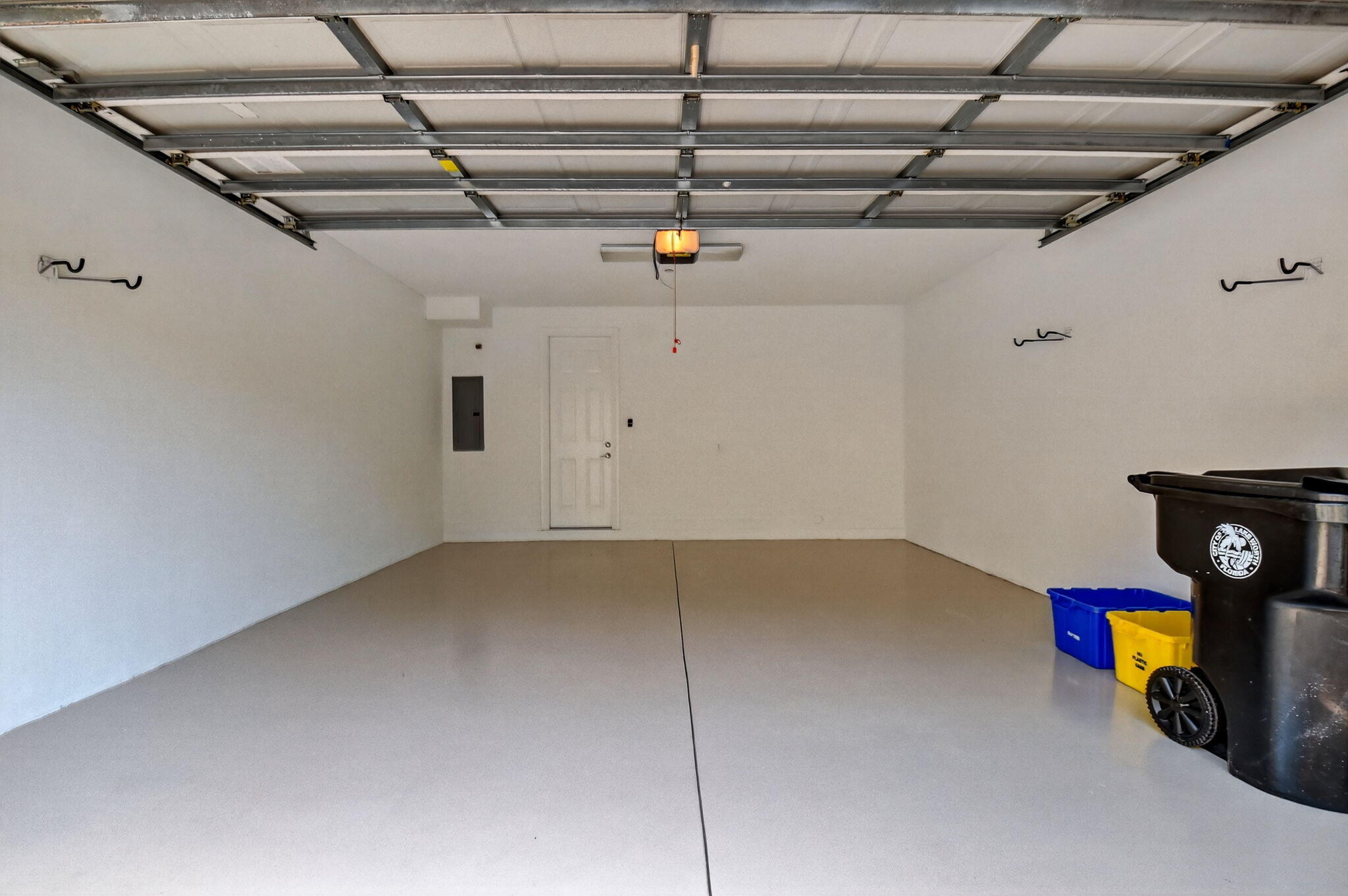 2502 N Dixie Highway 36