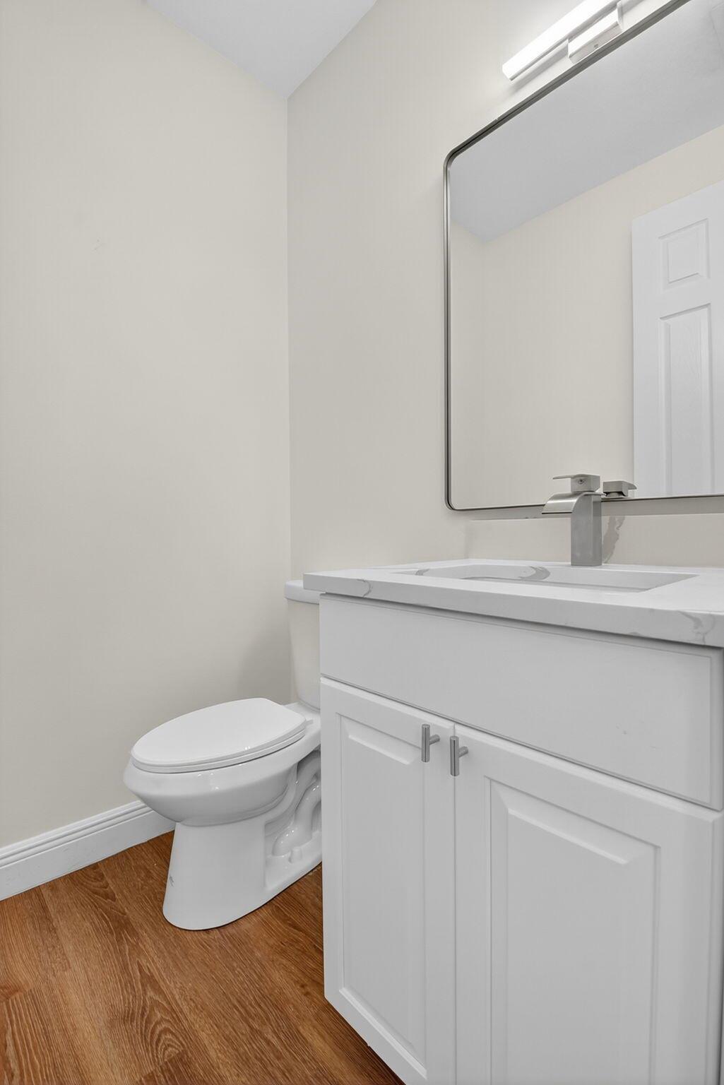 2502 N Dixie Highway 36