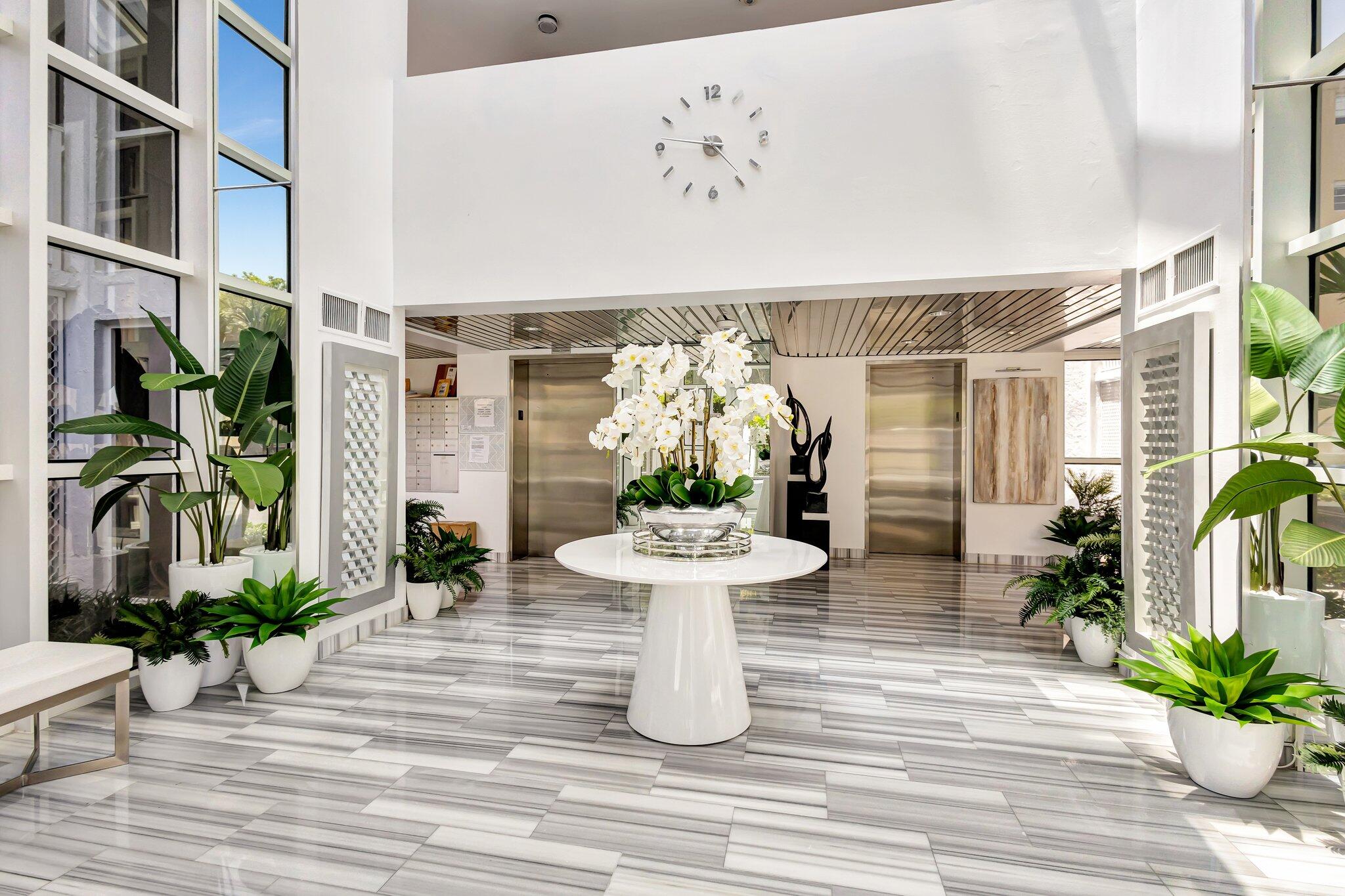 3901 S Flagler Drive 504