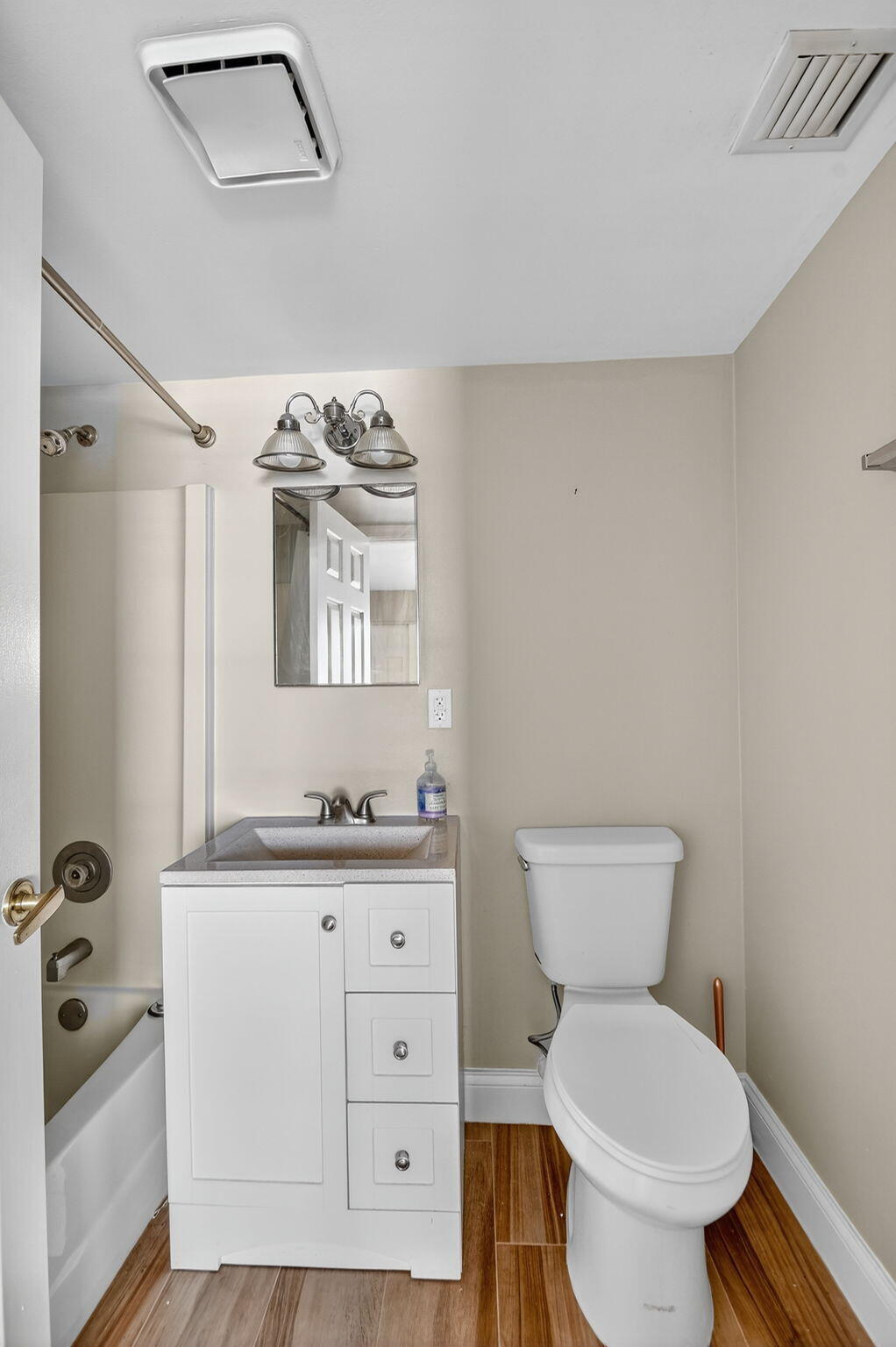 3901 S Flagler Drive 504