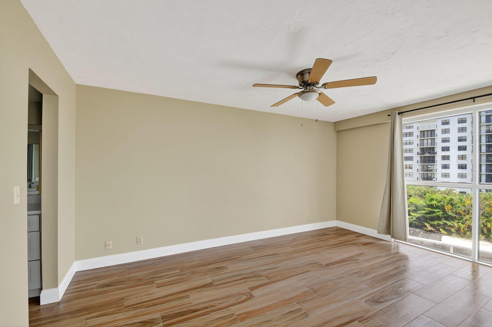 3901 S Flagler Drive 504