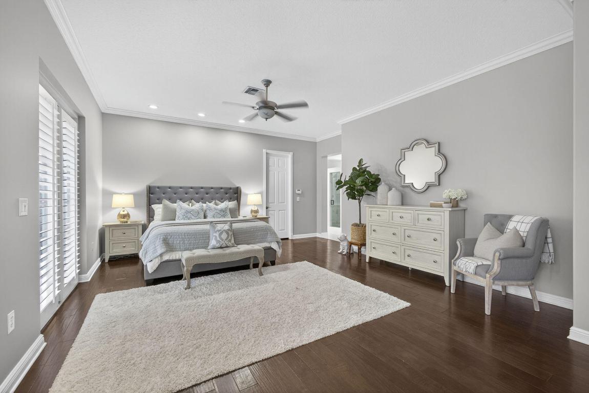 2124 Bellcrest Court