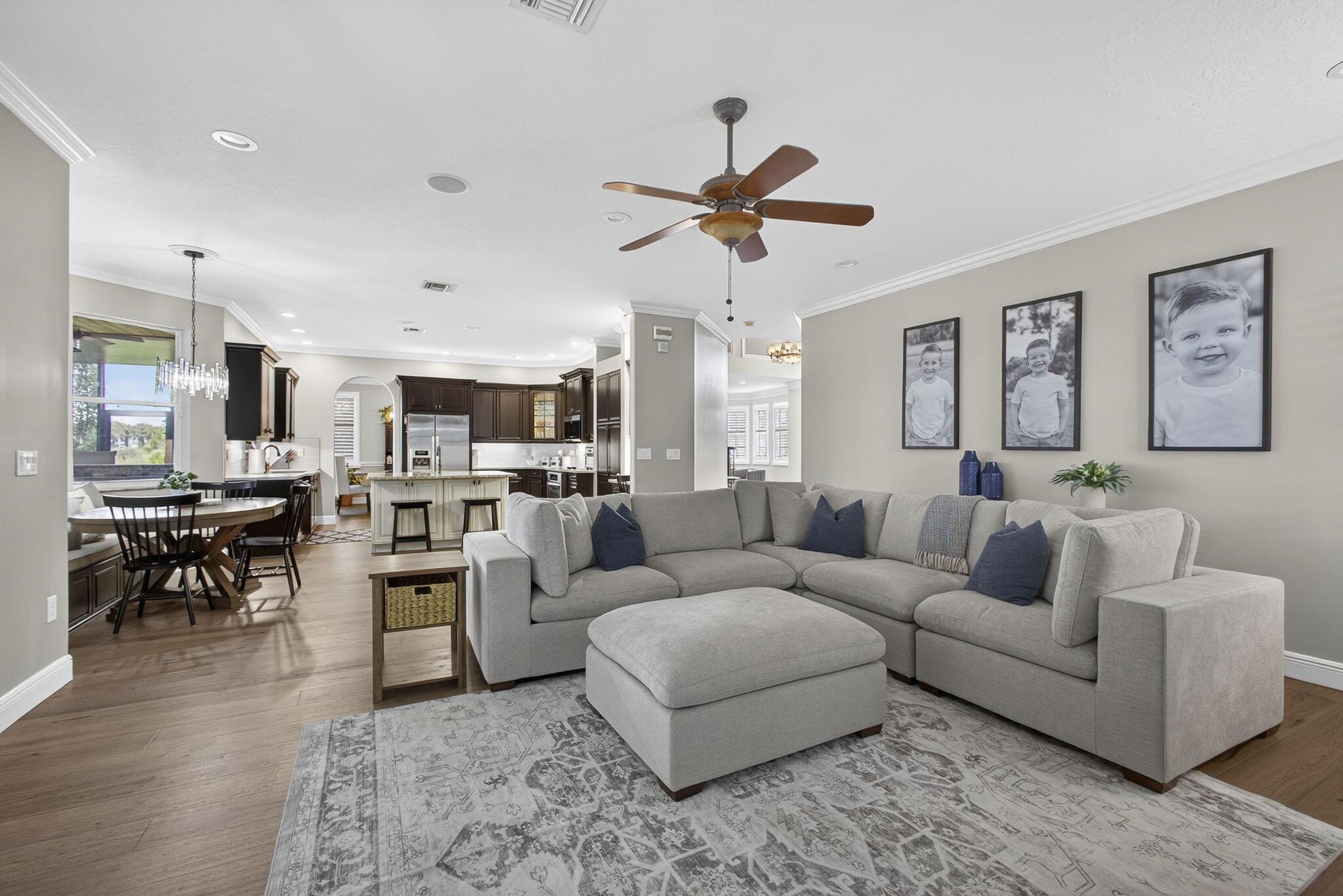 2124 Bellcrest Court