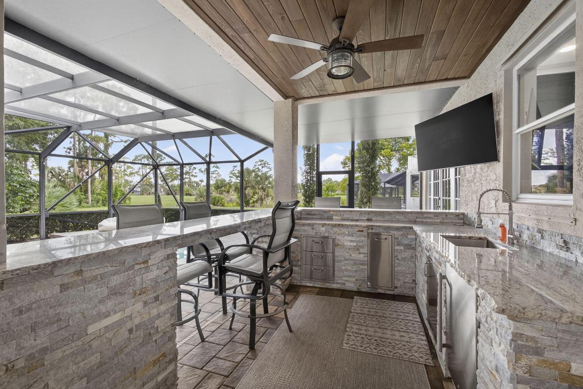 2124 Bellcrest Court