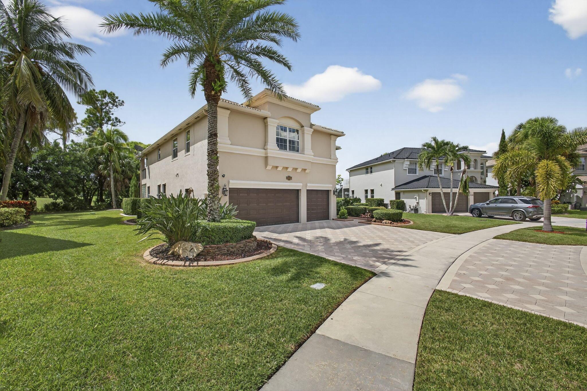 2124 Bellcrest Court