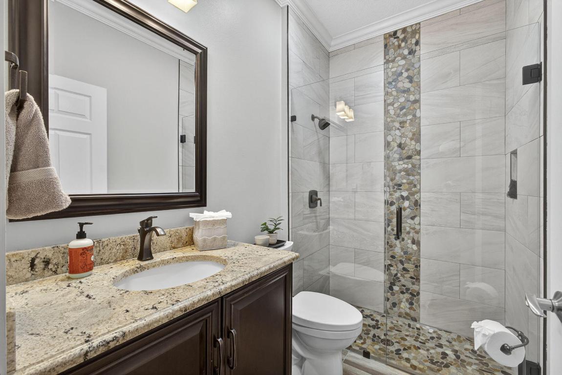 2124 Bellcrest Court