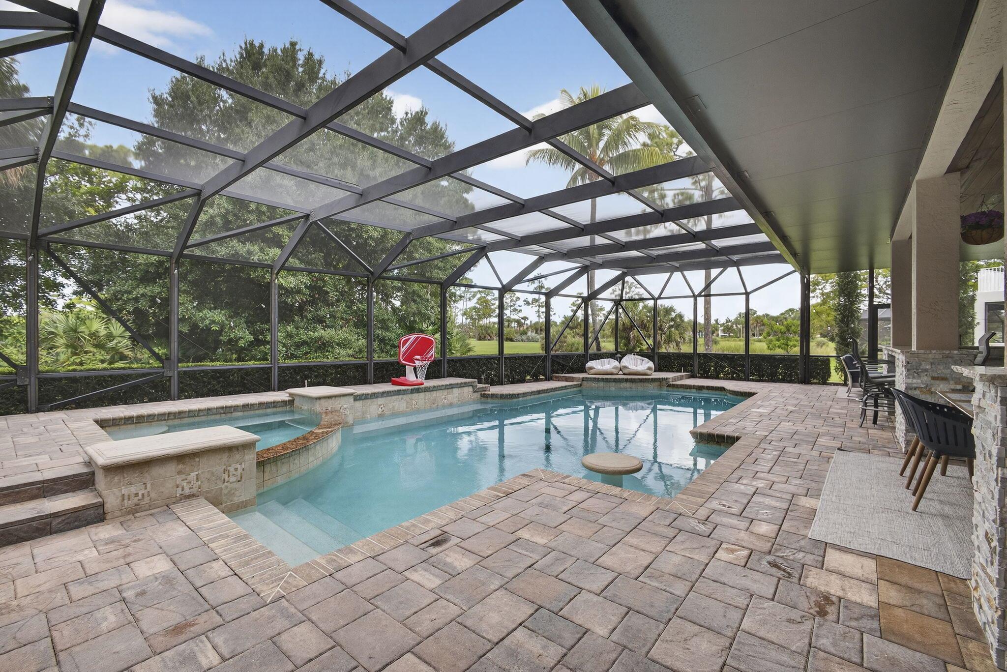 2124 Bellcrest Court