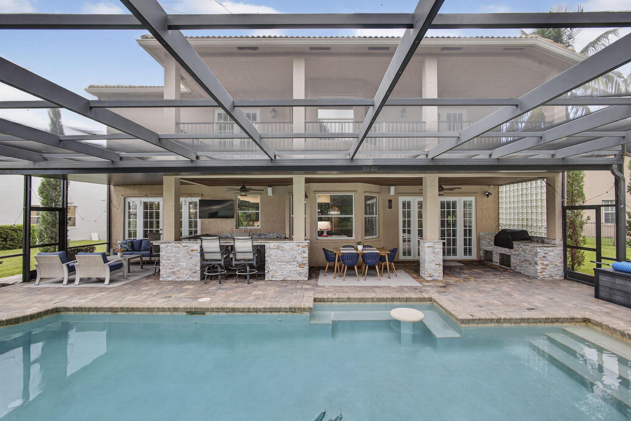 2124 Bellcrest Court