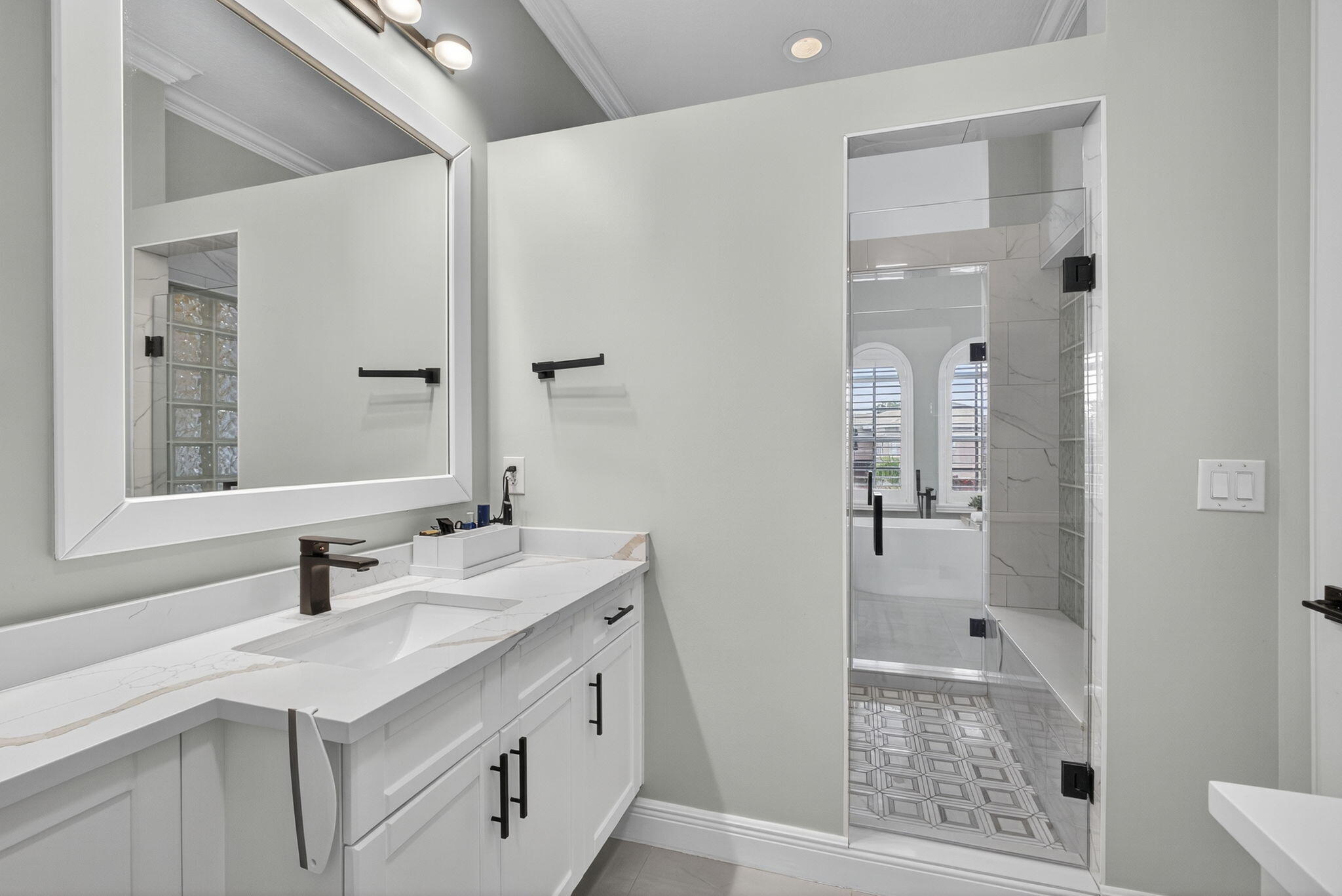 2124 Bellcrest Court