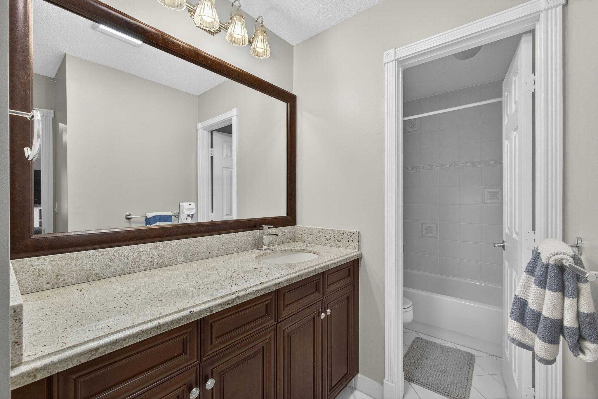 2124 Bellcrest Court