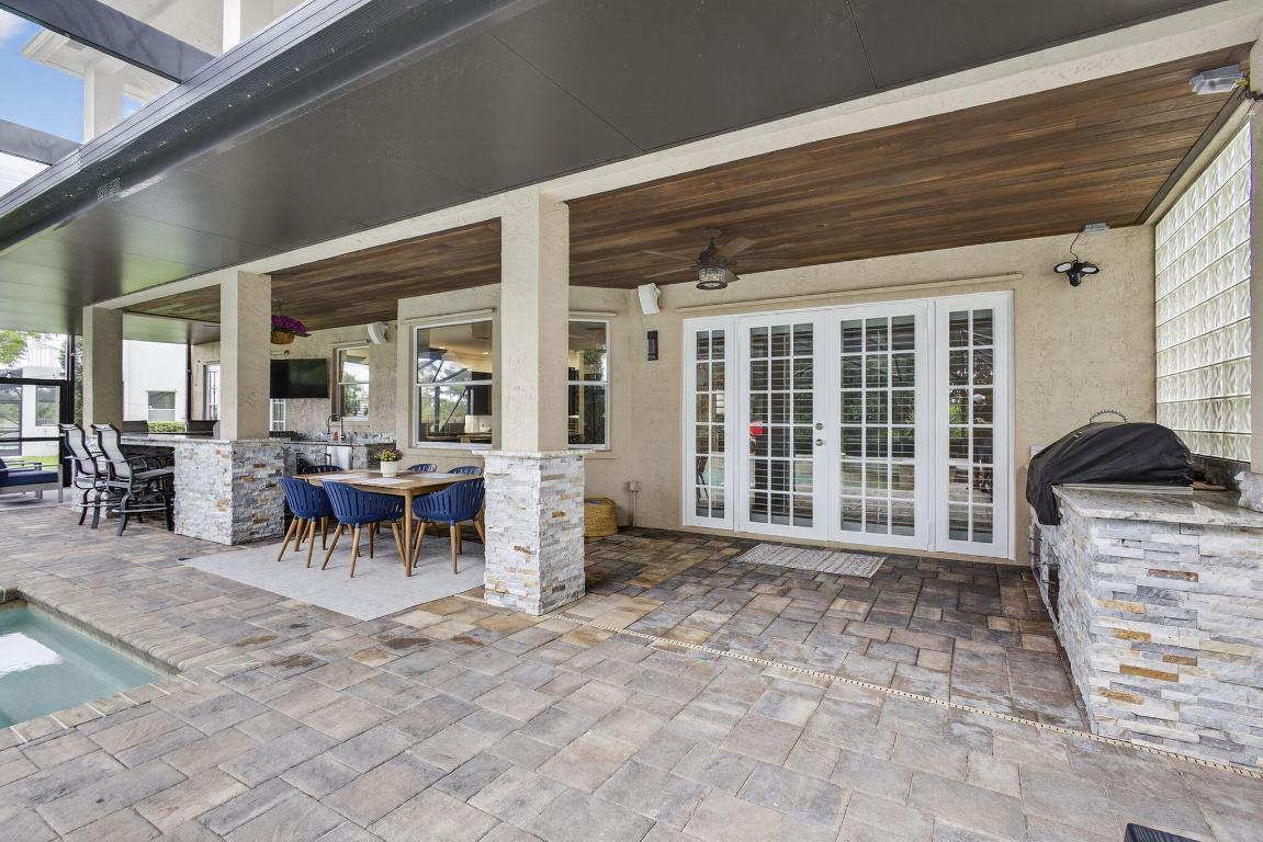 2124 Bellcrest Court