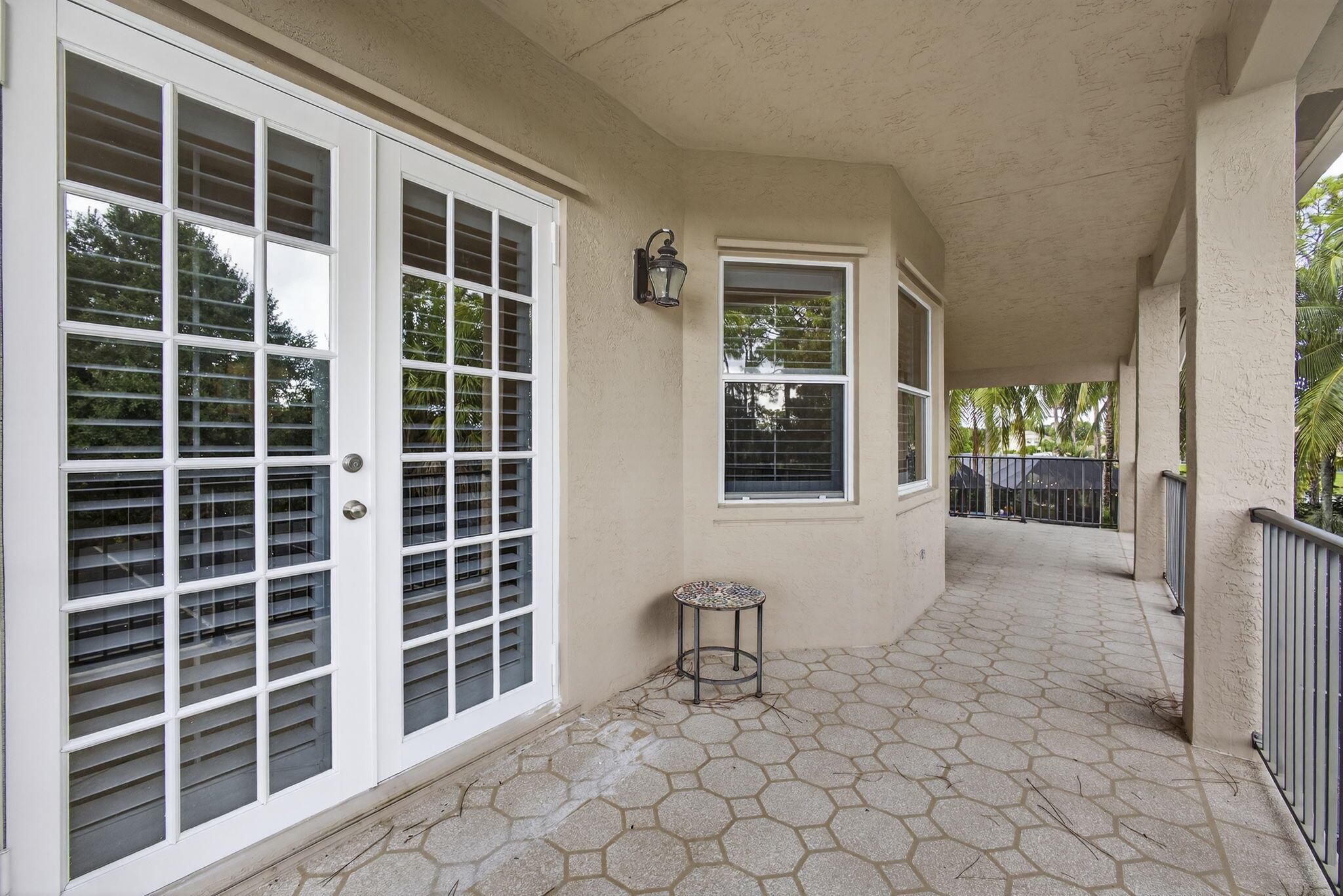 2124 Bellcrest Court