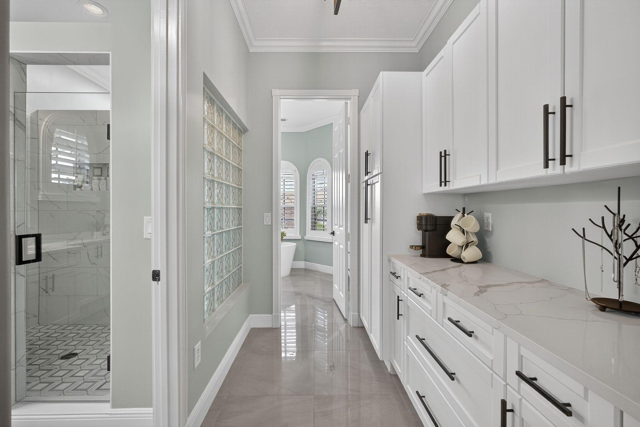 2124 Bellcrest Court