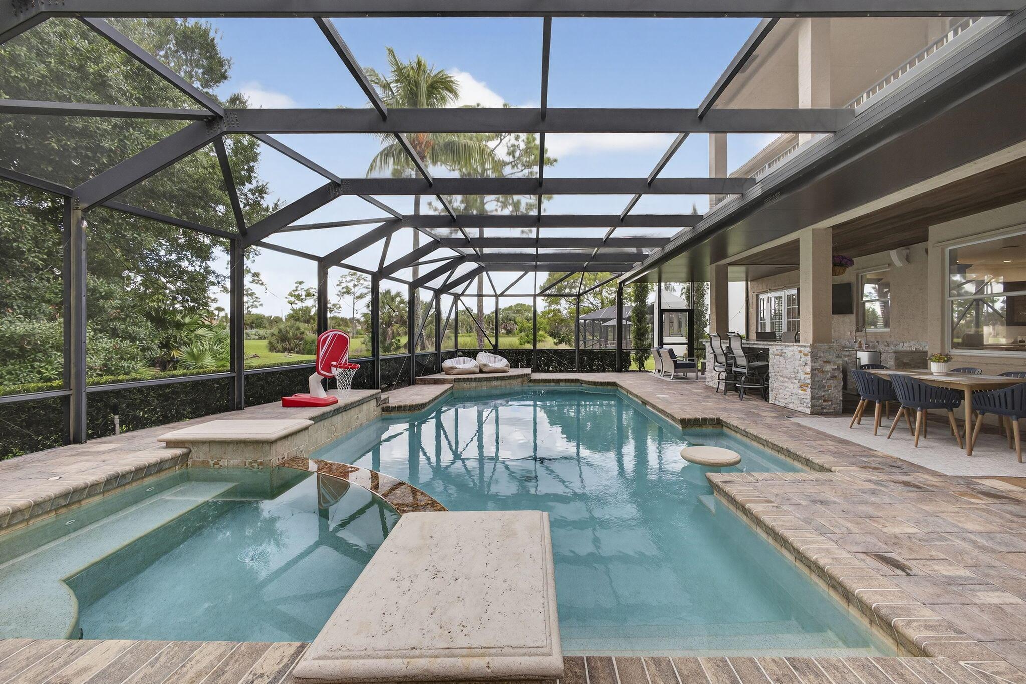 2124 Bellcrest Court