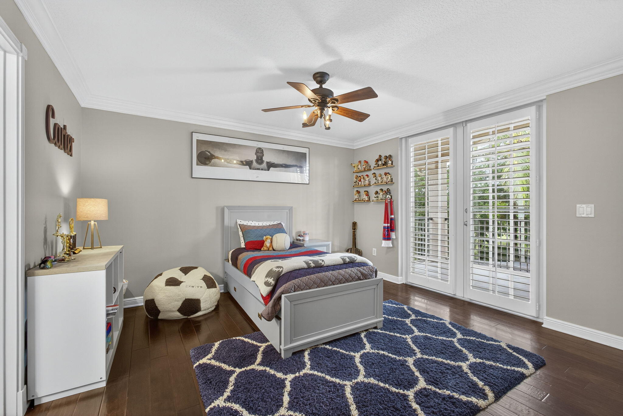 2124 Bellcrest Court