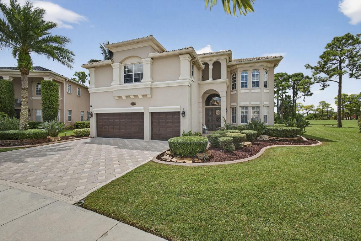 2124 Bellcrest Court