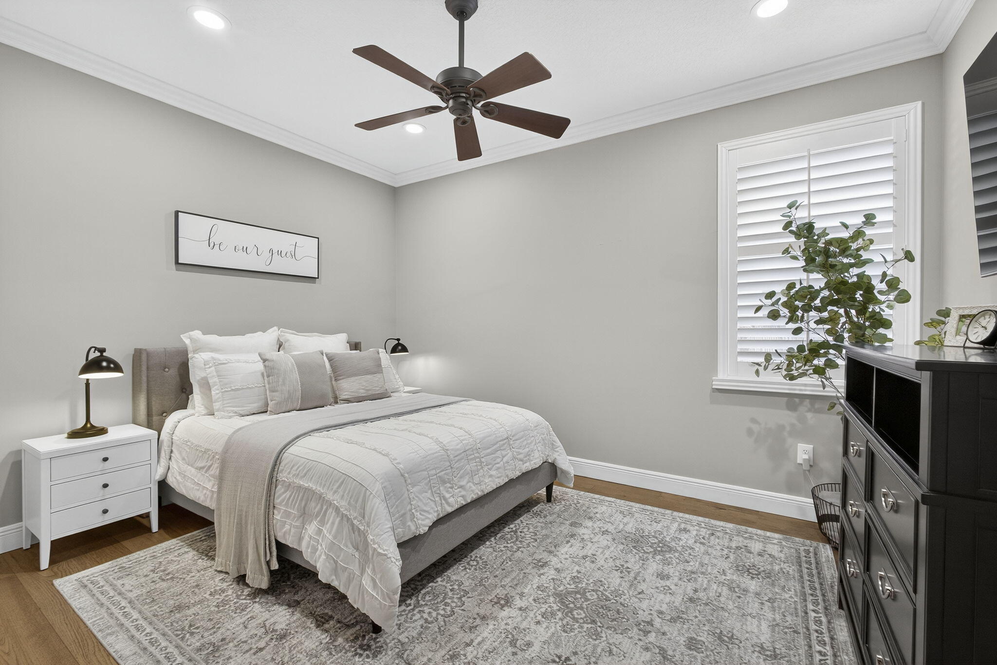 2124 Bellcrest Court