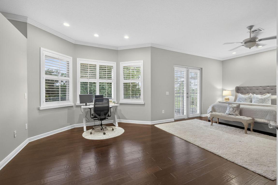 2124 Bellcrest Court