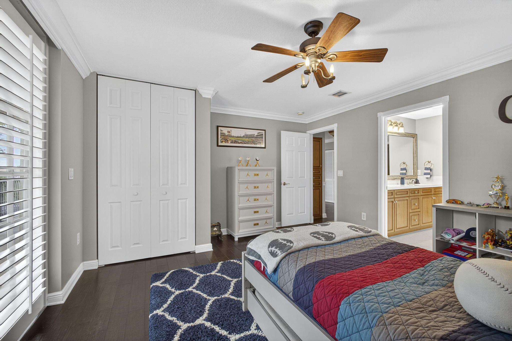 2124 Bellcrest Court