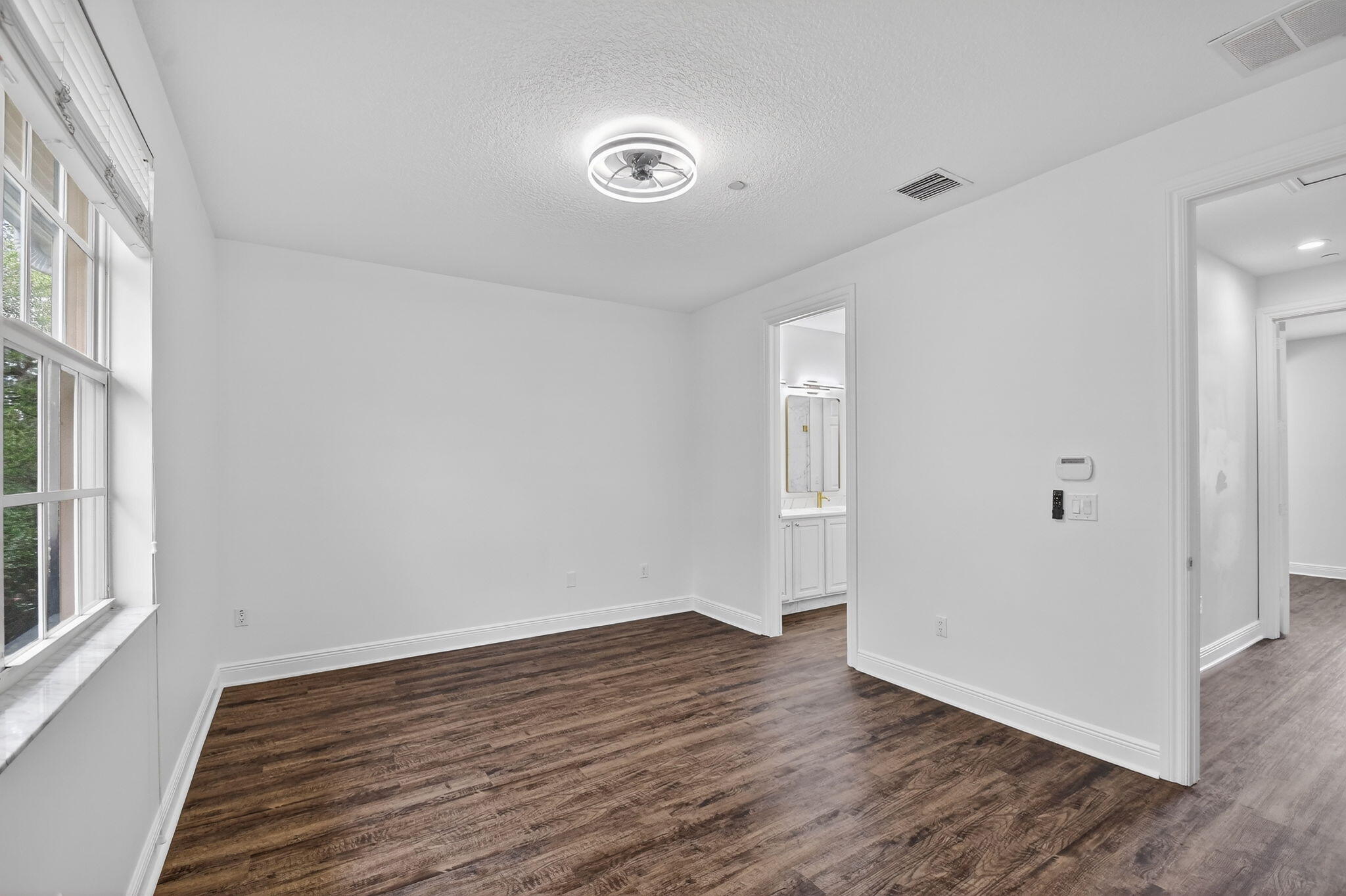 2502 N Dixie Highway 19, Lake Worth Beach Unit: 19