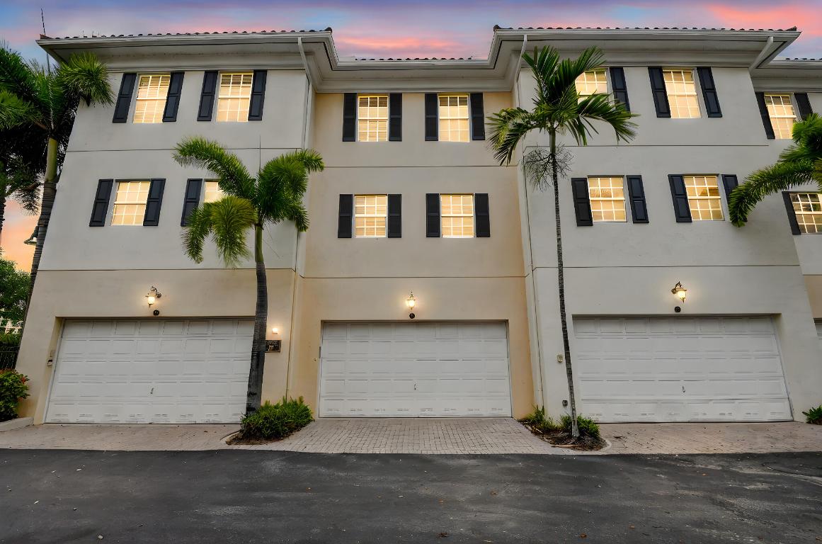 2502 N Dixie Highway 19, Lake Worth Beach Unit: 19